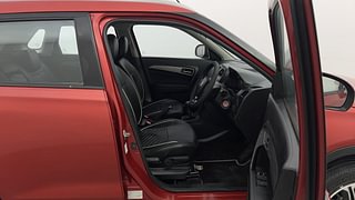 Used 2018 Maruti Suzuki Vitara Brezza [2016-2020] ZDi Diesel Manual interior RIGHT SIDE FRONT DOOR CABIN VIEW