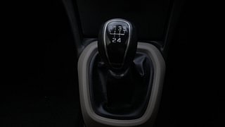 Used 2015 Hyundai Xcent S 1.1 CRDi (O) Diesel Manual interior GEAR  KNOB VIEW