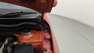 Used 2018 Maruti Suzuki Vitara Brezza [2016-2020] ZDi Diesel Manual engine ENGINE LEFT SIDE HINGE & APRON VIEW