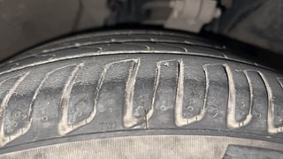 Used 2018 BMW 5 Series [2017-2021] 520d Luxury Line Diesel Automatic tyres LEFT FRONT TYRE TREAD VIEW