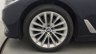 Used 2018 BMW 5 Series [2017-2021] 520d Luxury Line Diesel Automatic tyres LEFT FRONT TYRE RIM VIEW