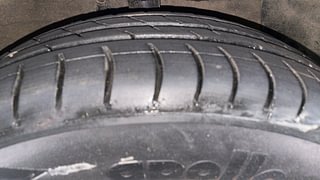 Used 2015 Hyundai Xcent S 1.1 CRDi (O) Diesel Manual tyres RIGHT FRONT TYRE TREAD VIEW