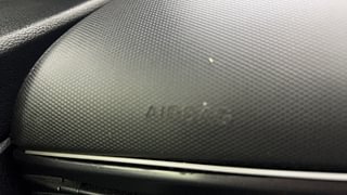 Used 2022 Hyundai New i20 Asta (O) 1.2 MT Petrol Manual top_features Side airbags