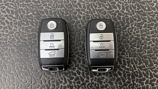 Used 2022 Kia Seltos HTX D Diesel Manual extra CAR KEY VIEW