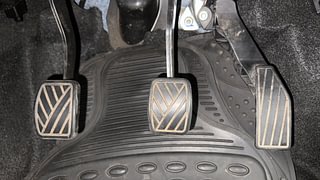 Used 2020 Maruti Suzuki S-Presso VXI Opt CNG Petrol+cng Manual interior PEDALS VIEW