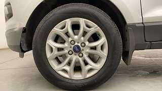 Used 2015 Ford EcoSport Titanium 1.5 Ti-VCT AT Petrol Automatic tyres LEFT FRONT TYRE RIM VIEW