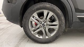 Used 2022 Kia Seltos HTX D Diesel Manual tyres RIGHT REAR TYRE RIM VIEW
