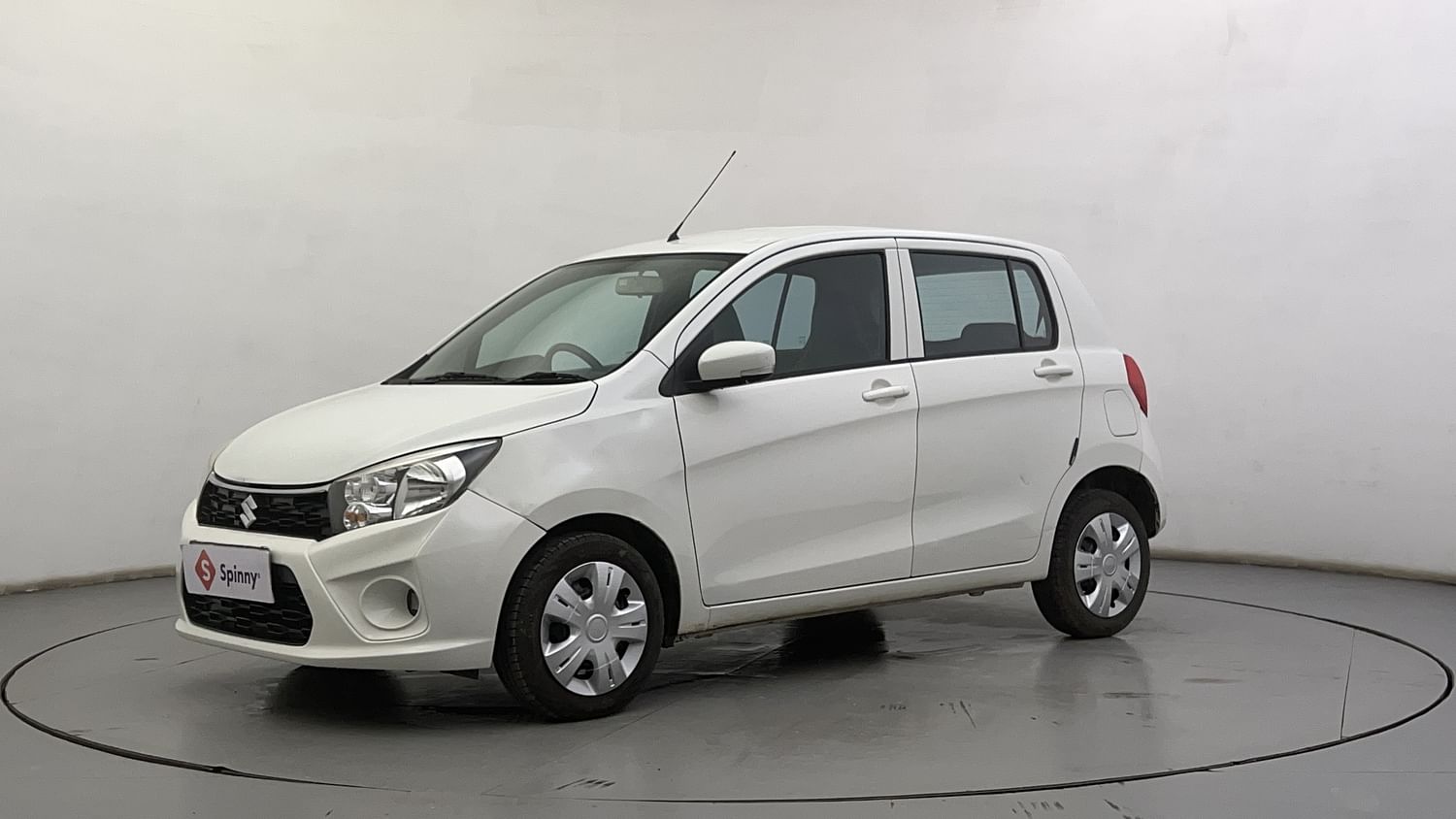 LEFT FRONT CORNER VIEW