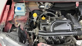 Used 2018 Renault Kwid [2017-2019] RXT 1.0 SCE Special Petrol Manual engine ENGINE RIGHT SIDE VIEW