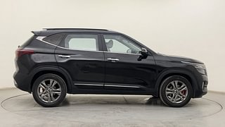 Used 2022 Kia Seltos HTX D Diesel Manual exterior RIGHT SIDE VIEW