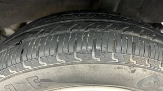 Used 2018 Renault Kwid [2017-2019] RXT 1.0 SCE Special Petrol Manual tyres LEFT REAR TYRE TREAD VIEW