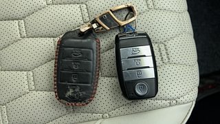 Used 2022 Kia Seltos HTX D Diesel Manual extra CAR KEY VIEW
