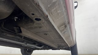 Used 2018 Renault Kwid [2017-2019] RXT 1.0 SCE Special Petrol Manual extra REAR RIGHT UNDERBODY VIEW