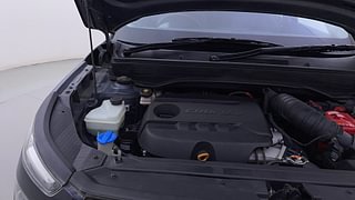 Used 2020 Hyundai Venue SX 1.4 (O) CRDi Diesel Manual engine ENGINE RIGHT SIDE HINGE & APRON VIEW