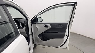 Used 2021 Hyundai Grand i10 Nios Sportz 1.2 Kappa VTVT CNG Petrol+cng Manual interior RIGHT FRONT DOOR OPEN VIEW