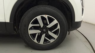 Used 2022 Tata Harrier XZ Plus Dual Tone Diesel Manual tyres RIGHT FRONT TYRE RIM VIEW