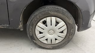 Used 2013 Maruti Suzuki Alto 800 Lxi Petrol Manual tyres RIGHT FRONT TYRE RIM VIEW