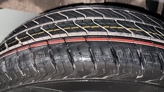 Used 2020 Renault Kwid RXL Petrol Manual tyres RIGHT REAR TYRE TREAD VIEW