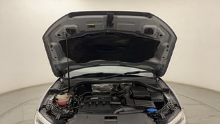 Used 2017 Audi Q3 35 TDI quattro Technology Diesel Automatic engine ENGINE & BONNET OPEN FRONT VIEW