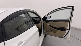 Used 2016 Hyundai Fluidic Verna 4S [2015-2018] 1.6 VTVT SX Petrol Manual interior RIGHT FRONT DOOR OPEN VIEW