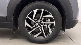 Used 2024 Mahindra XUV 3XO AX5 1.2 Petrol AT Petrol Automatic tyres RIGHT FRONT TYRE RIM VIEW