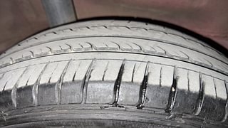 Used 2022 Honda Jazz VX CVT Petrol Automatic tyres RIGHT REAR TYRE TREAD VIEW
