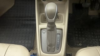 Used 2020 Maruti Suzuki New Ertiga VXi AT Petrol Automatic interior GEAR  KNOB VIEW