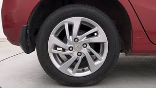Used 2022 Honda Jazz VX CVT Petrol Automatic tyres RIGHT REAR TYRE RIM VIEW