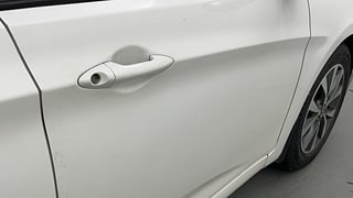 Used 2016 Hyundai Fluidic Verna 4S [2015-2018] 1.6 VTVT SX Petrol Manual dents MINOR SCRATCH