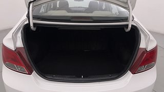Used 2016 Hyundai Fluidic Verna 4S [2015-2018] 1.6 VTVT SX Petrol Manual interior DICKY INSIDE VIEW