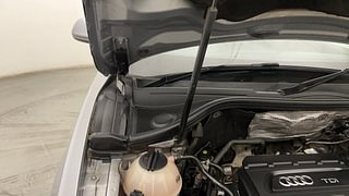 Used 2017 Audi Q3 35 TDI quattro Technology Diesel Automatic engine ENGINE RIGHT SIDE HINGE & APRON VIEW