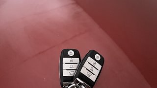 Used 2021 Kia Sonet HTX 1.0 iMT Petrol Manual extra CAR KEY VIEW