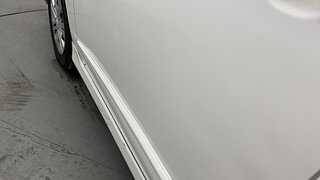 Used 2016 Toyota Innova [2013-2016] 2.5 G 7 STR Diesel Manual dents MINOR SCRATCH