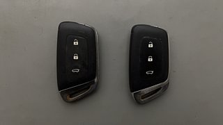 Used 2020 MG Motors Hector 2.0 Sharp Dual Tone Diesel Manual extra CAR KEY VIEW