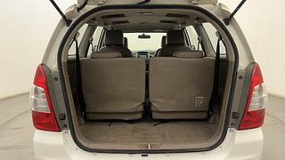 Used 2016 Toyota Innova [2013-2016] 2.5 G 7 STR Diesel Manual interior DICKY INSIDE VIEW