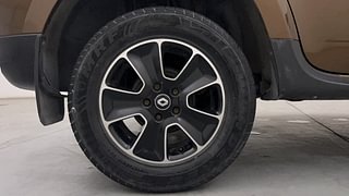 Used 2018 Renault Duster RXS PetroL Petrol Manual tyres RIGHT REAR TYRE RIM VIEW