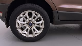Used 2016 Ford EcoSport Titanium 1.5L TDCi Diesel Manual tyres RIGHT REAR TYRE RIM VIEW
