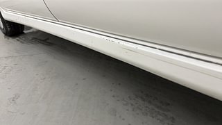 Used 2016 Toyota Innova [2013-2016] 2.5 G 7 STR Diesel Manual dents MINOR SCRATCH