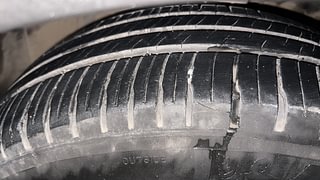Used 2016 Hyundai Creta [2015-2018] 1.6 SX Plus Petrol Petrol Manual tyres RIGHT FRONT TYRE TREAD VIEW