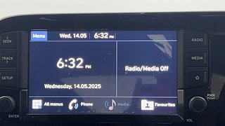 Used 2022 Hyundai Grand i10 Nios Asta AMT 1.2 Kappa VTVT Petrol Automatic top_features Touch screen infotainment system