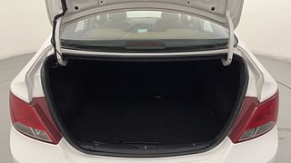Used 2016 Hyundai Fluidic Verna 4S [2015-2018] 1.6 VTVT SX Petrol Manual interior DICKY INSIDE VIEW