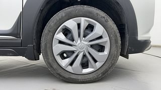 Used 2024 Maruti Suzuki Fronx Delta 1.2L AGS Petrol Automatic tyres RIGHT FRONT TYRE RIM VIEW