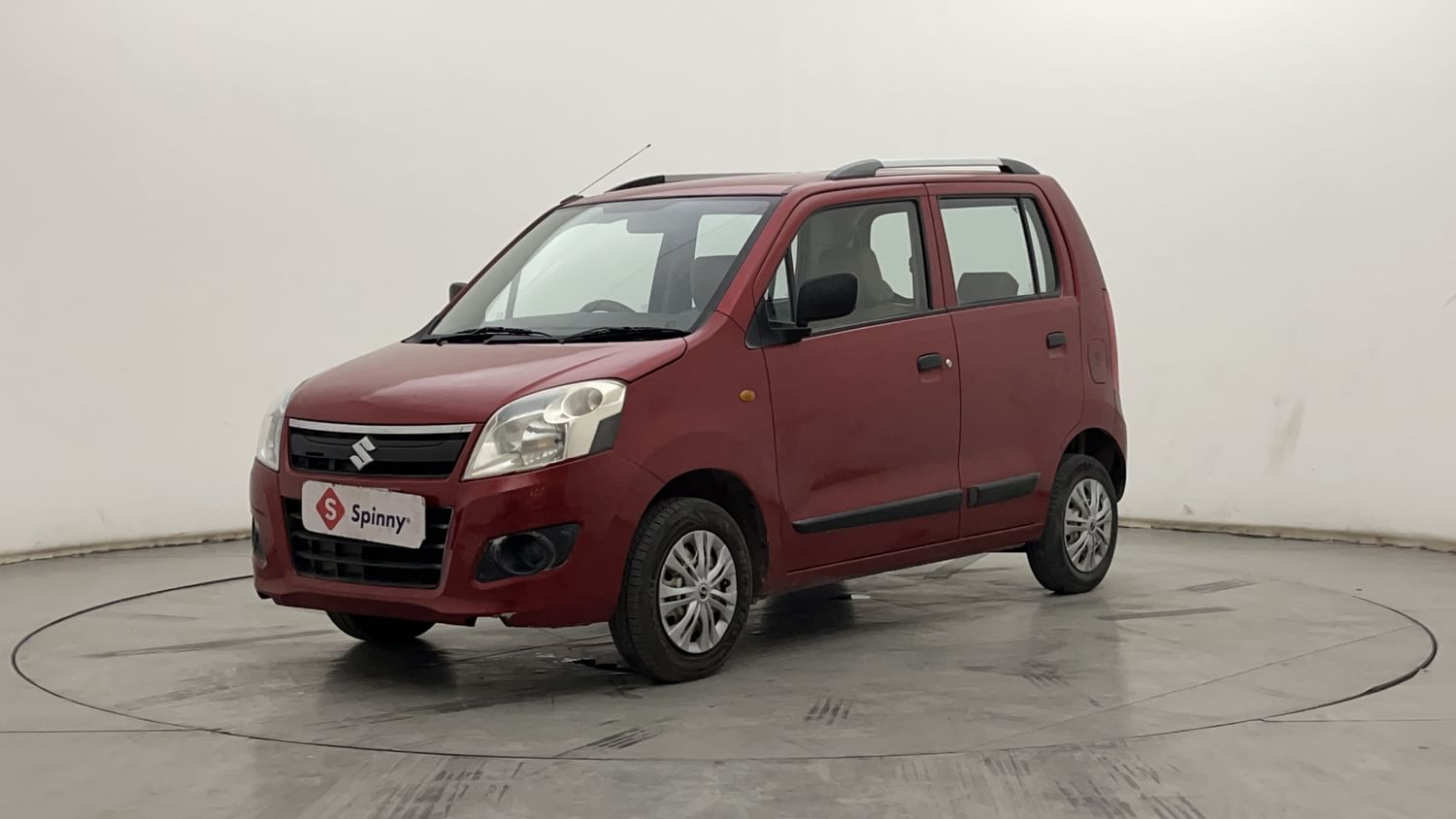 LEFT FRONT CORNER VIEW