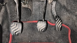 Used 2019 Datsun Redi-GO [2015-2019] T(O) 1.0L Limited Edition Petrol Manual interior PEDALS VIEW