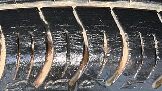 Used 2021 Maruti Suzuki S-Presso VXI Plus Petrol Manual tyres RIGHT FRONT TYRE TREAD VIEW