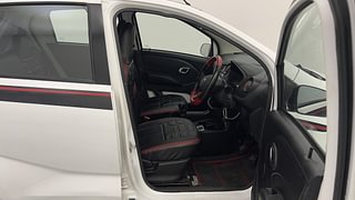 Used 2019 Datsun Redi-GO [2015-2019] T(O) 1.0L Limited Edition Petrol Manual interior RIGHT SIDE FRONT DOOR CABIN VIEW