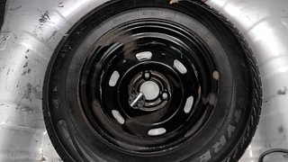 Used 2019 Datsun Redi-GO [2015-2019] T(O) 1.0L Limited Edition Petrol Manual tyres SPARE TYRE VIEW