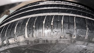 Used 2016 Hyundai Creta [2015-2018] 1.6 SX Plus Petrol Petrol Manual tyres RIGHT REAR TYRE TREAD VIEW