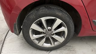 Used 2015 Hyundai Elite i20 Asta 1.2 Petrol Manual tyres RIGHT REAR TYRE RIM VIEW
