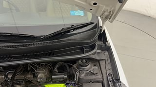 Used 2016 Hyundai Fluidic Verna 4S [2015-2018] 1.6 VTVT SX Petrol Manual engine ENGINE LEFT SIDE HINGE & APRON VIEW